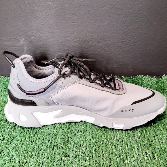 Nike React Live SE Stadium Grey Running Sneakers Size 8 Women DD6879 001 - Picture 5 of 9